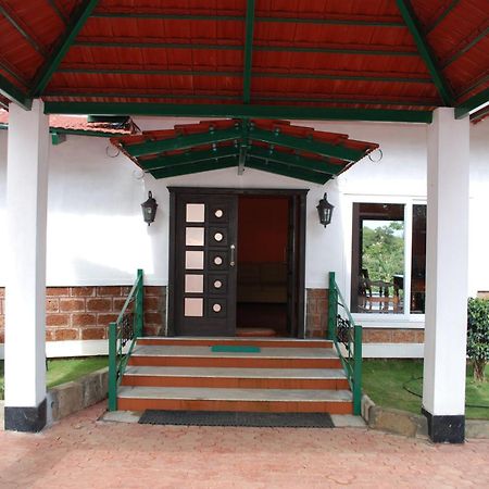 Eka Resort Hassan Exterior foto