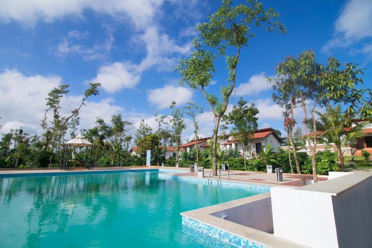 Eka Resort Hassan Exterior foto